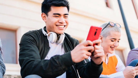 Offre choc : Surfez sans limites avec 100Go de Data chez Orange, le tout à moins de 17€/mois !